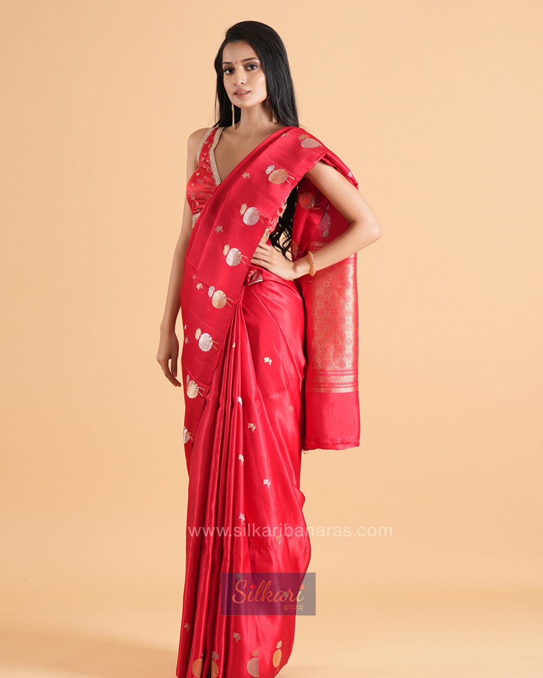 Banarasi Ponna Silk Saree in Deep Red
