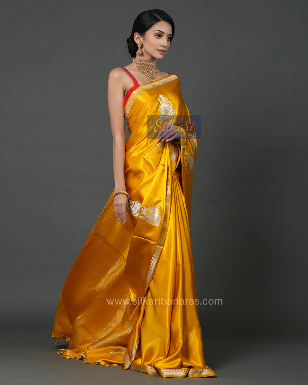 Handwoven Pure Banarasi Mashru Silk Saree