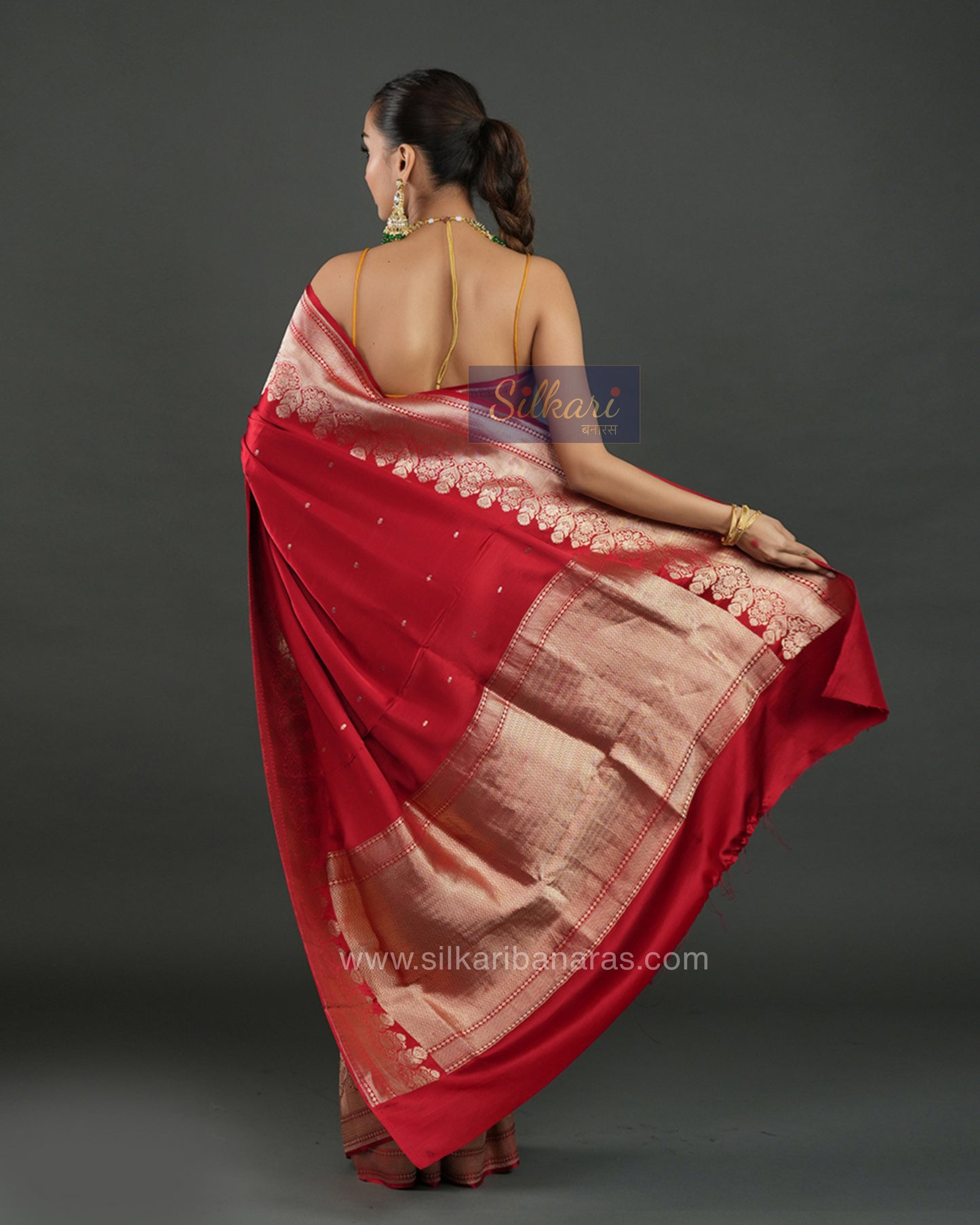 Handwoven Banarasi Mashru Silk Silk Saree