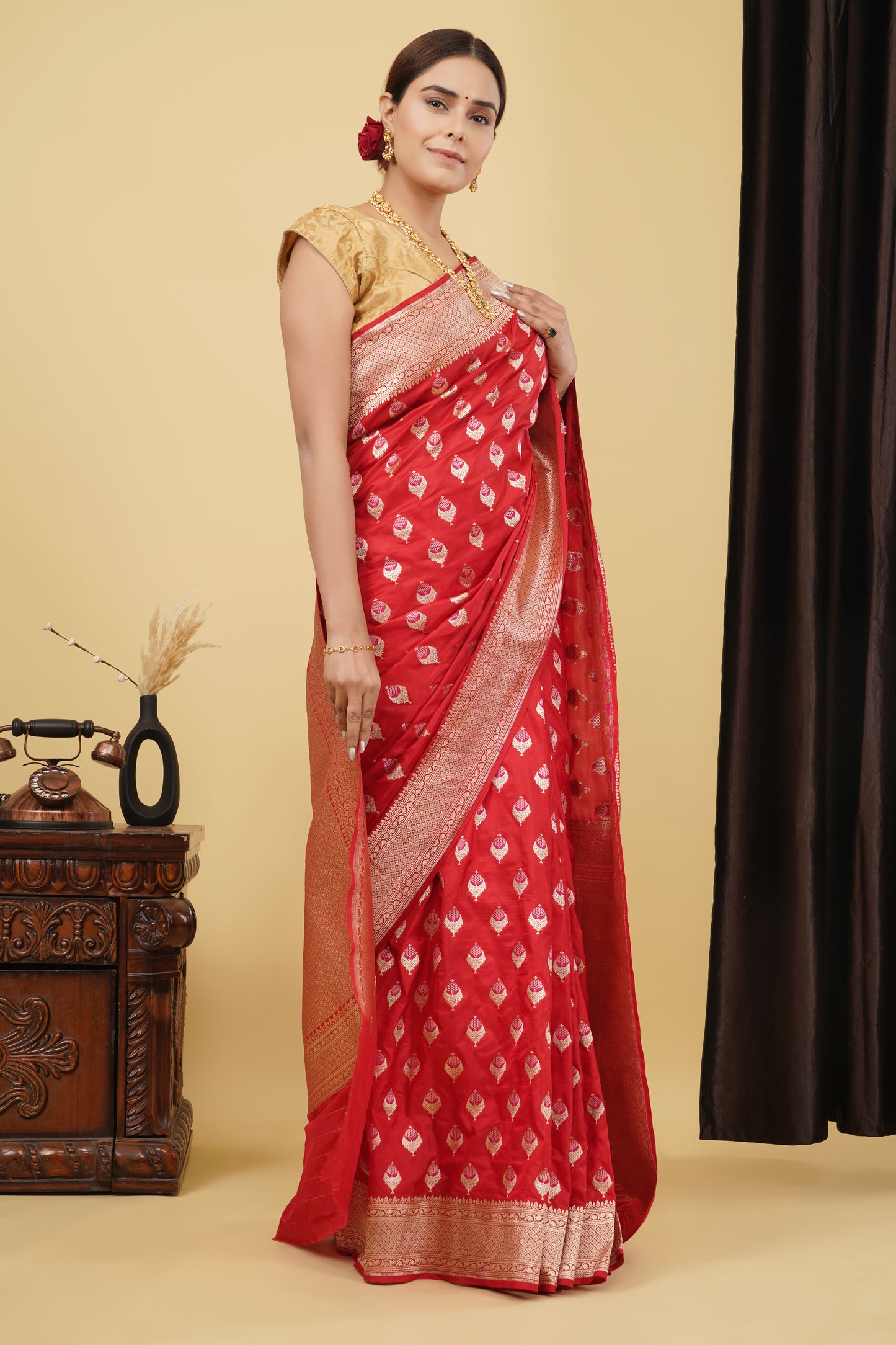 Kataan Silk Saree – Red with Coin Bota