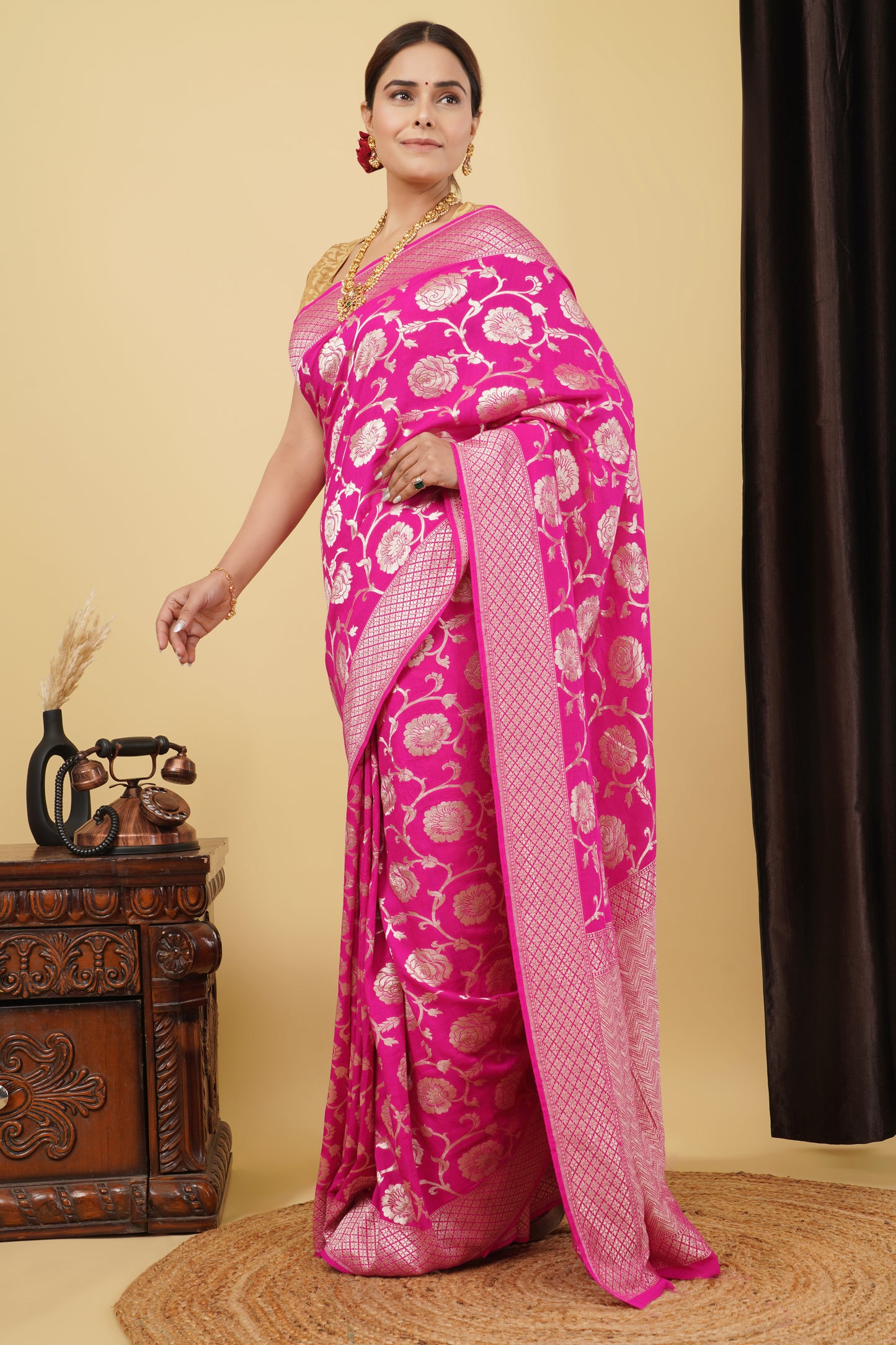 Monga Silk Saree – Hot Pink