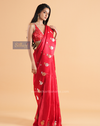 Banarasi Ponna Silk Saree in Deep Red