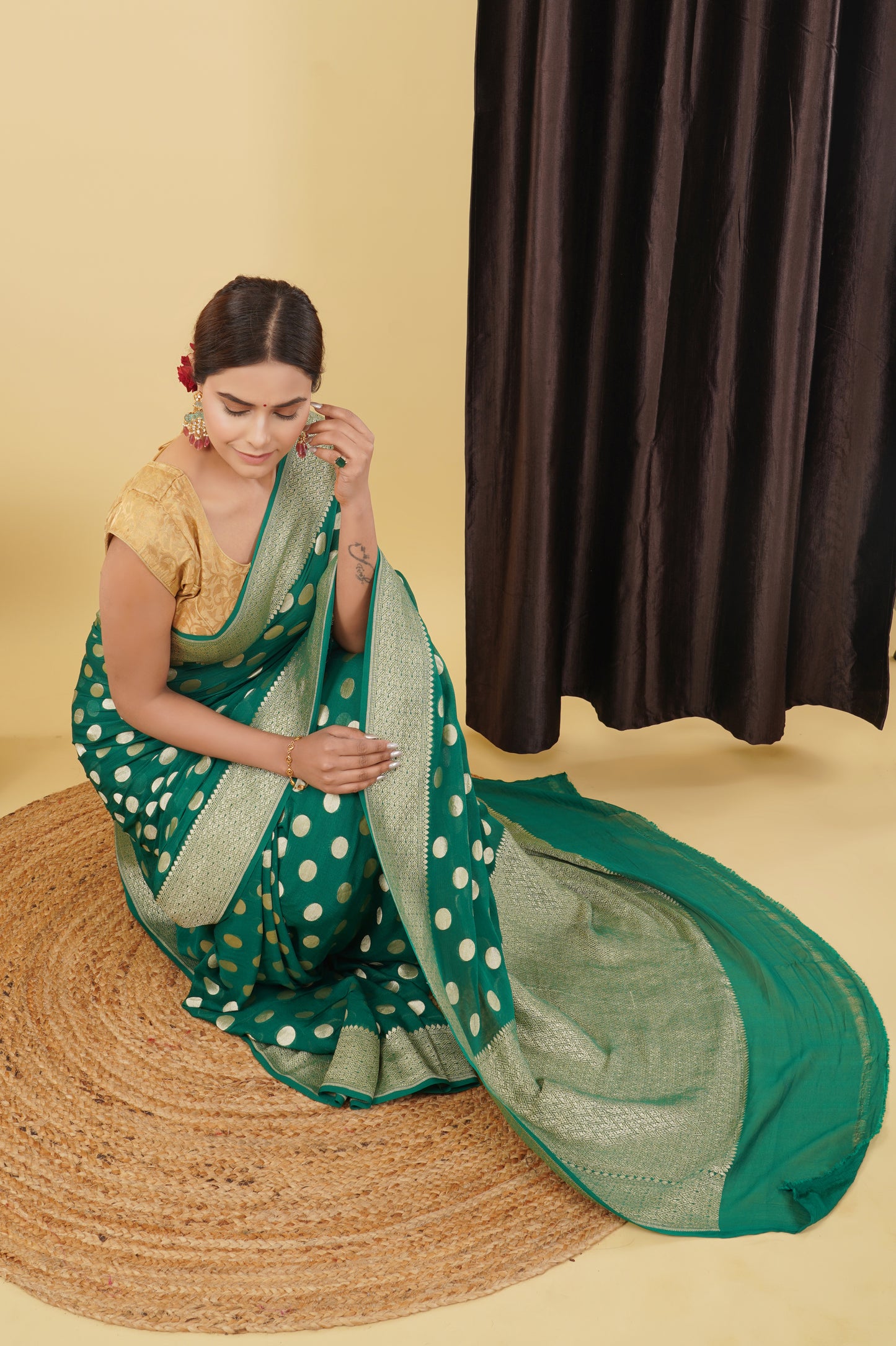 Water Zari Saree – A Shimmering Blend of Tradition and Modernity