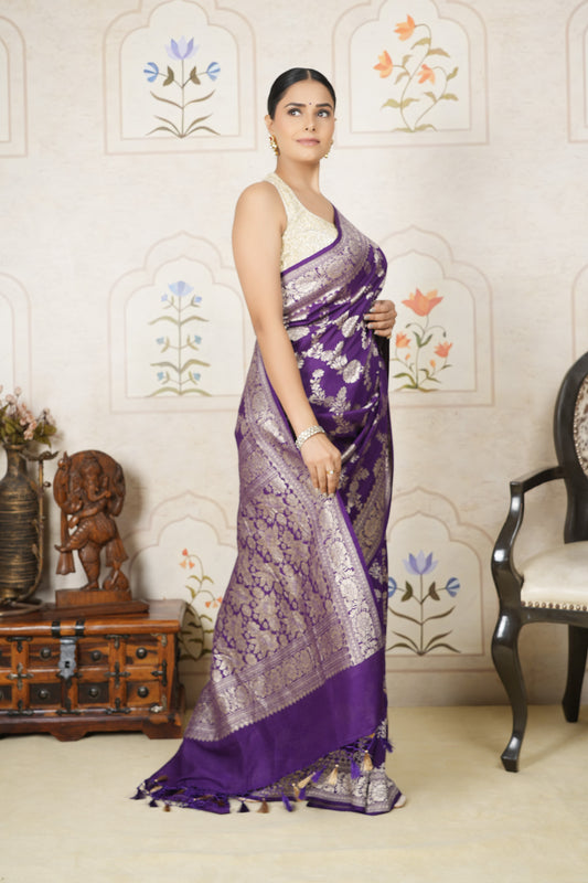 Monga Silk Saree – Unveil the Richness of Heritage