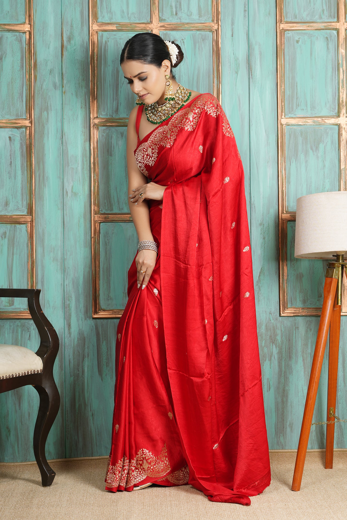 Mashru Silk Saree – A Lustrous Fusion of Comfort and Elegance