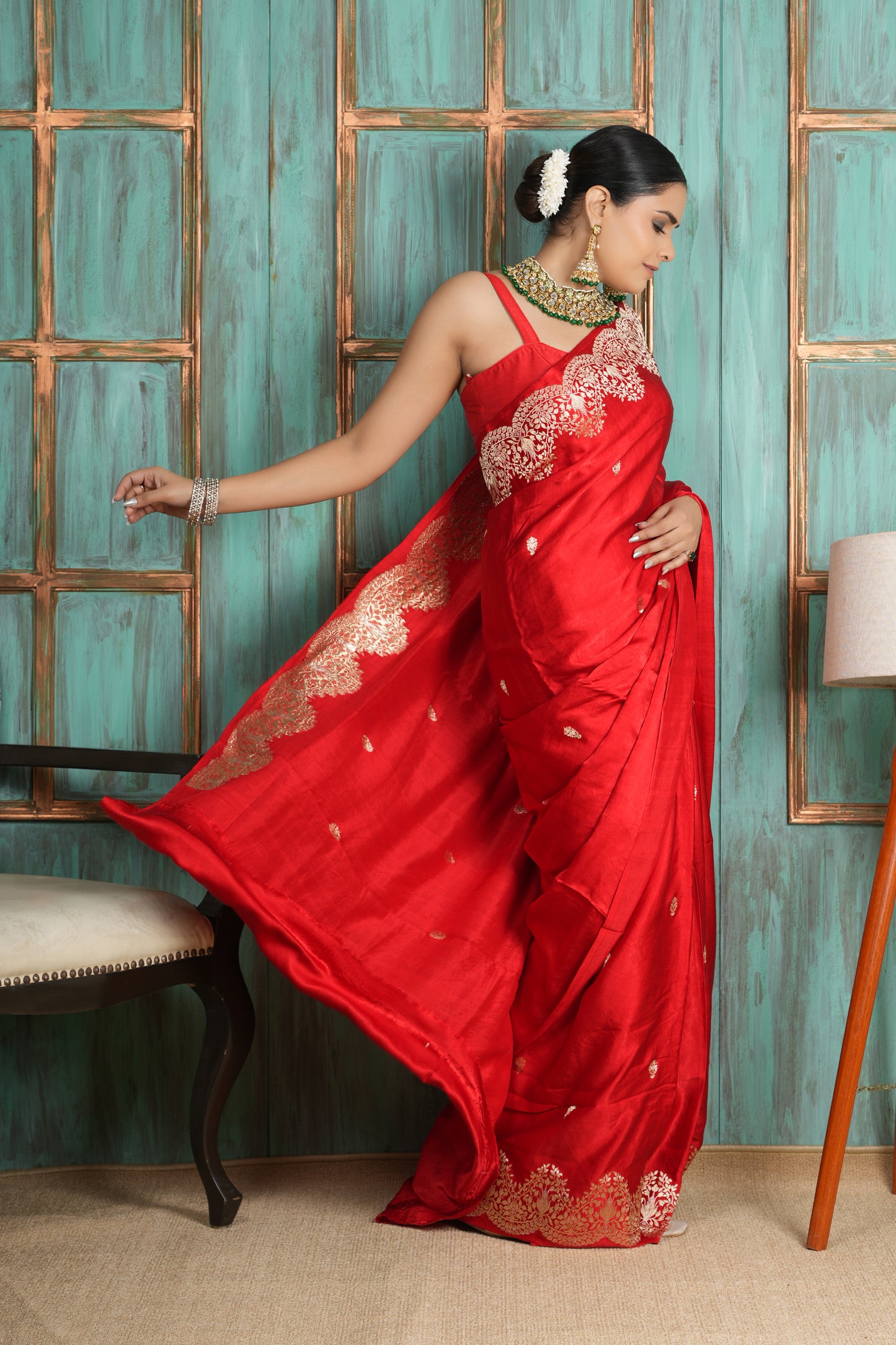 Mashru Silk Saree – A Lustrous Fusion of Comfort and Elegance