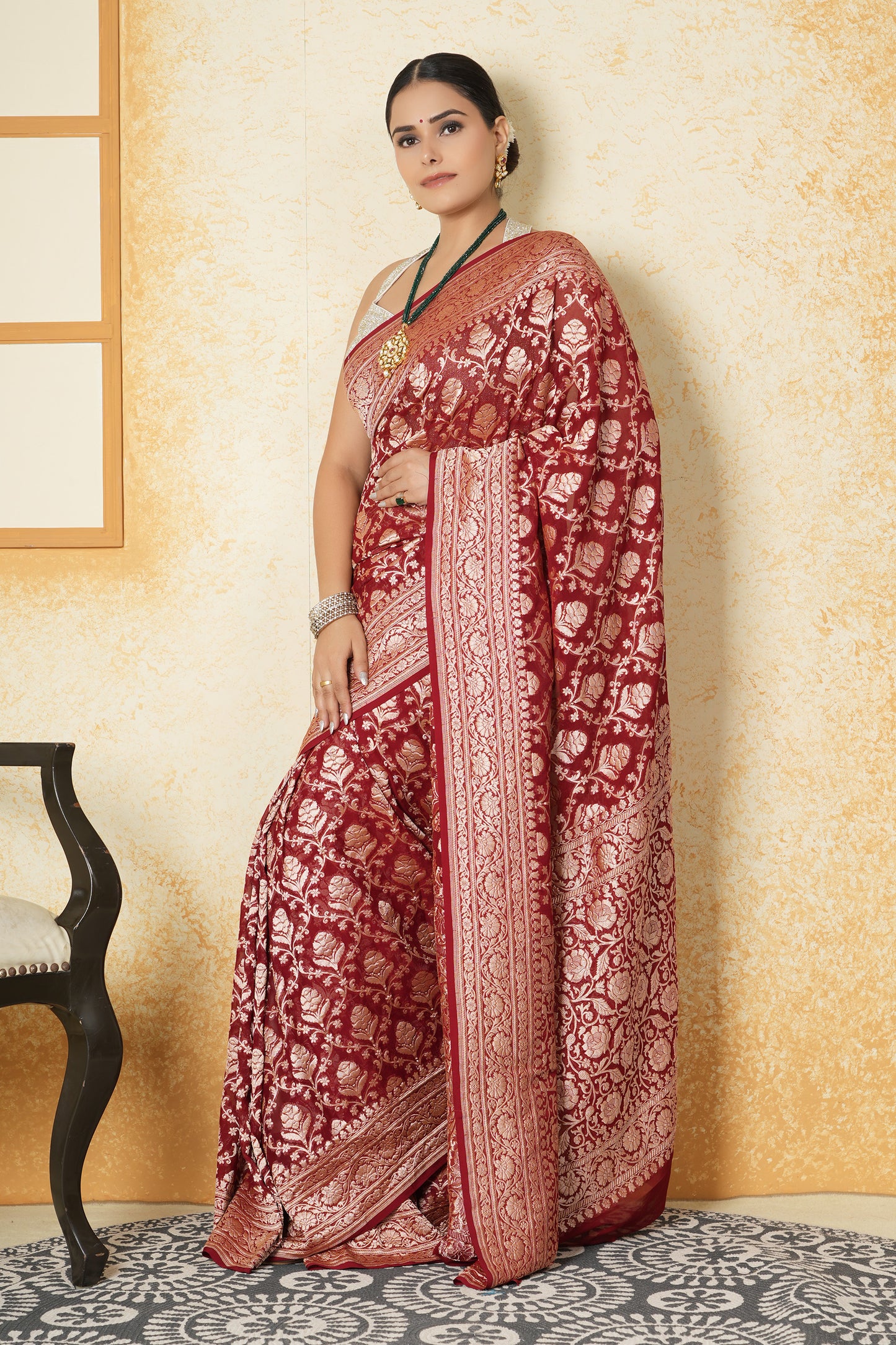 Khaddi Georgette Saree – Timeless Charm and Luxury